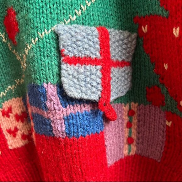 80s Vintage Red Wool Christmas Tree Hand Knit Sweater by The Eagle's Eye Size L - Picture 4 of 7